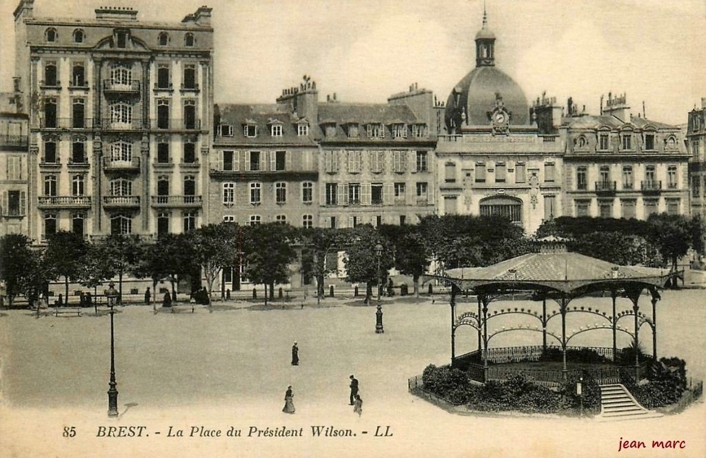 Brest - Place du Président Wilson.jpg