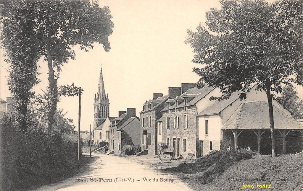 Saint-Pern - Vue du Bourg.jpg