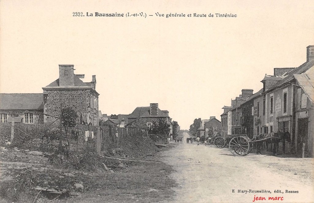 La Baussaine - Vue générale et route de Tinténiac.jpg