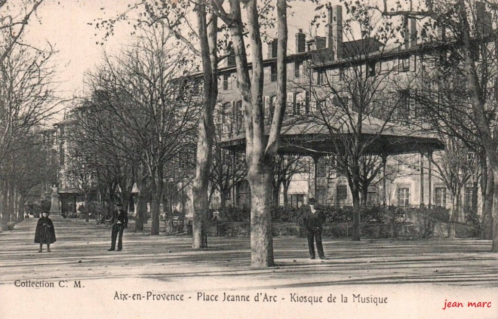 Aix-en-Provence - Place Jeanne d'Arc - Kiosque de la Musique.jpg