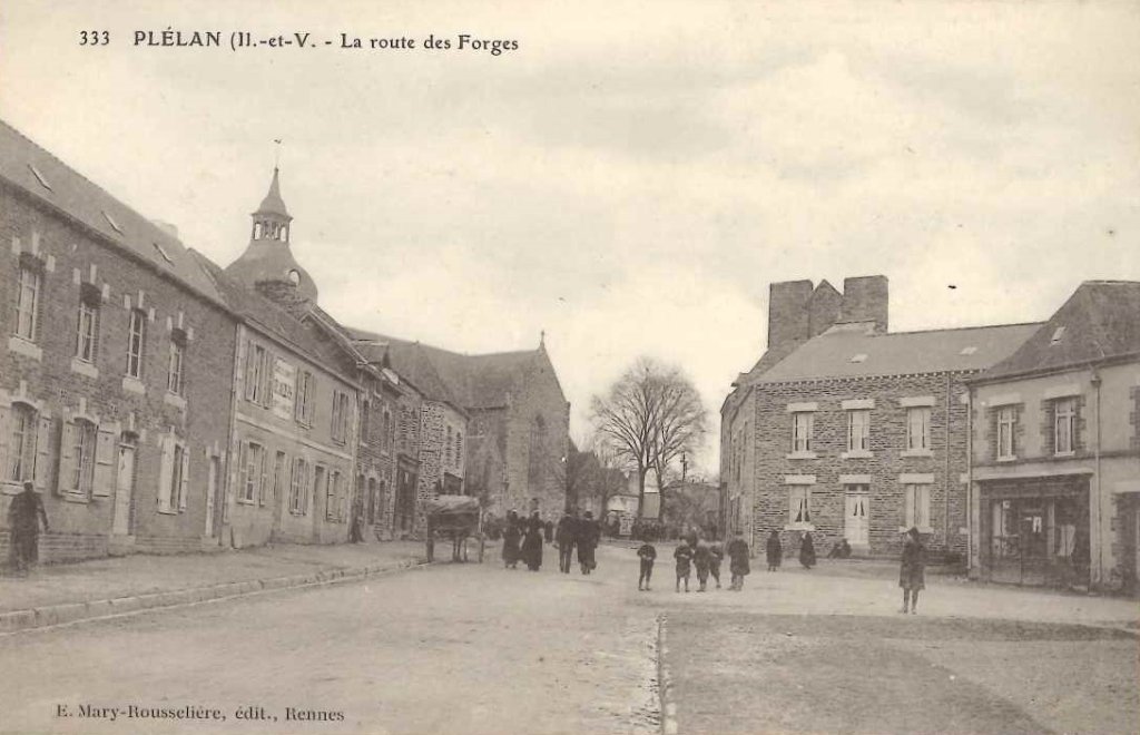 333 - Plélan - la route des Forges -emr.jpg