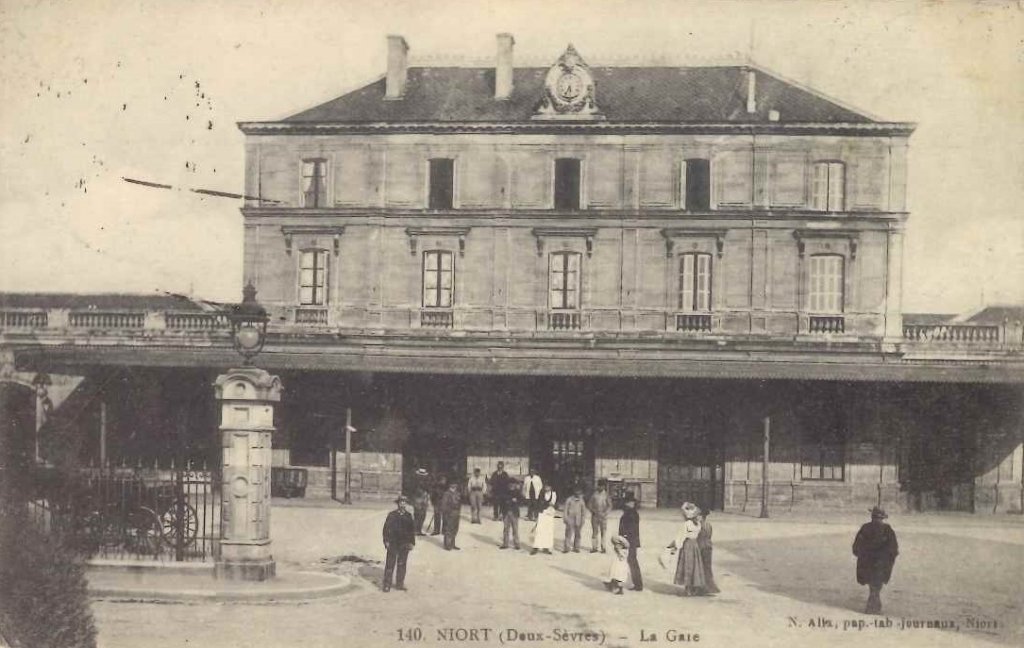 140 - Niort - La gare.jpg