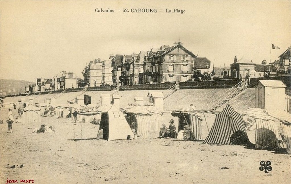 Cabourg - La Plage.jpg