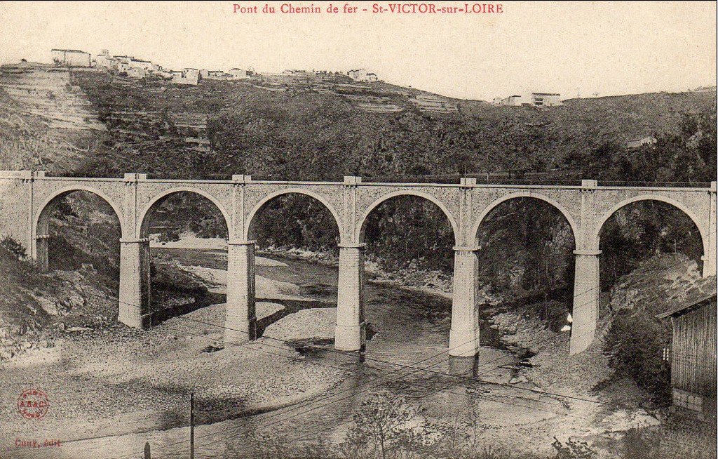 42 - Saint-Victor-sur-loire (1) Cuny.jpg
