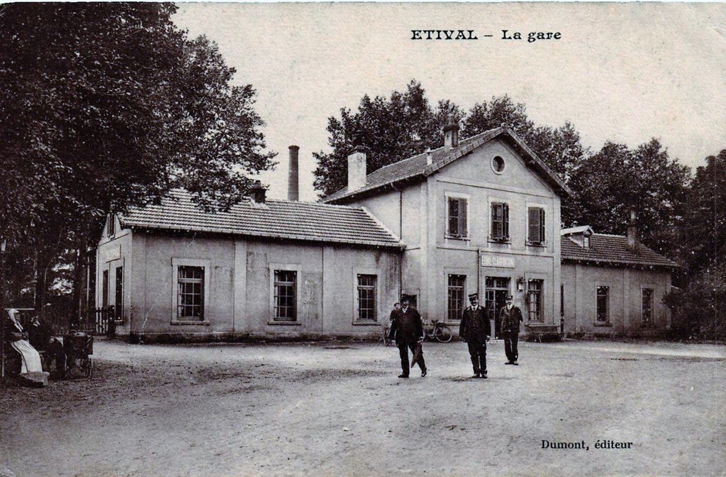 Etival 5 P Dumont.jpg