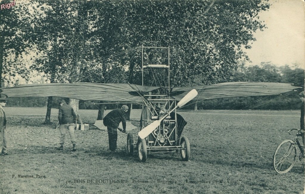 75-16-Bois de Boulogne - Pelouse de Bagatelle - L'Aéroplane de M Viua - 40 P Marmuse.jpg