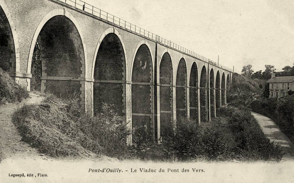 Pont-d'ouilly 1 Le Goupil P.jpg