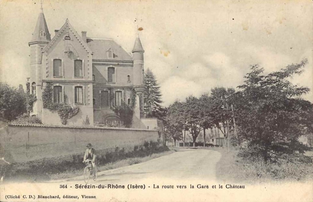 364 - Sérézin du Rhône - La route vers la gare et le château -blanchard.jpg