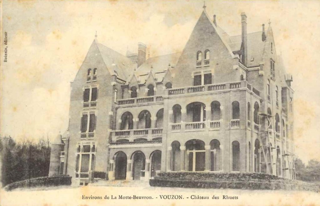 Vouzon - Château des Rhuets.jpg