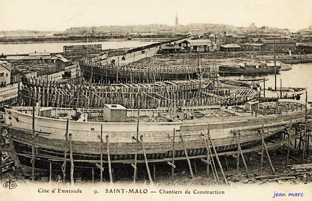 Saint-Malo - Chantiers de construction.jpg