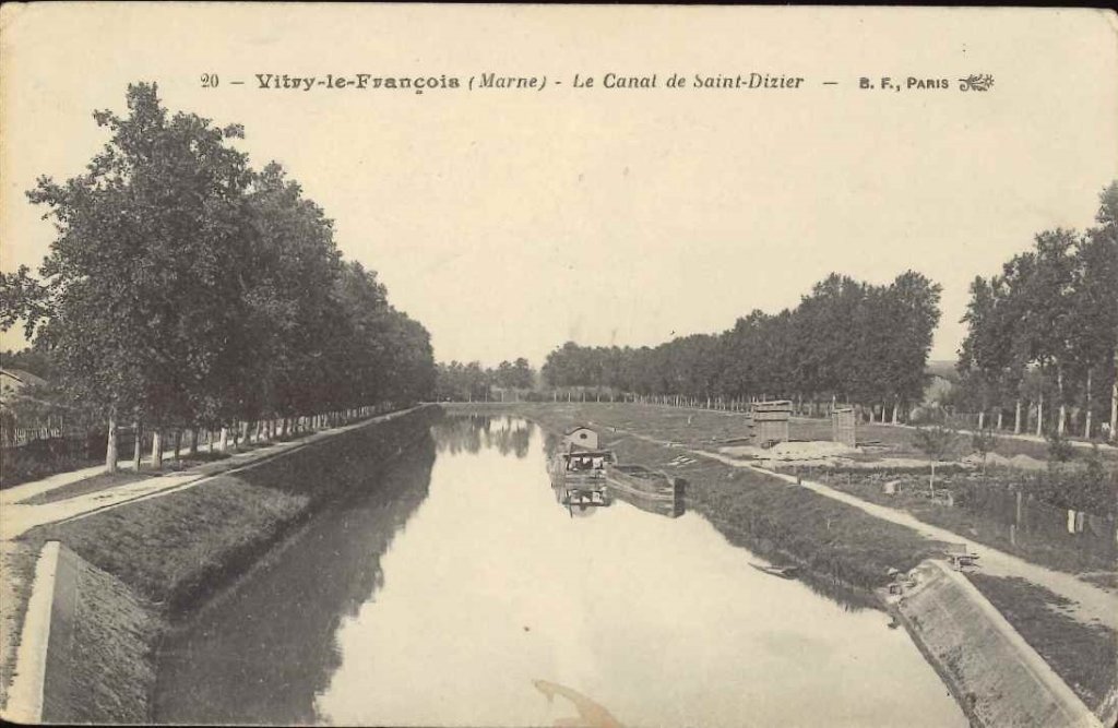 20 - Vitry le François - Le canal de Saint Dizier -bf.jpg