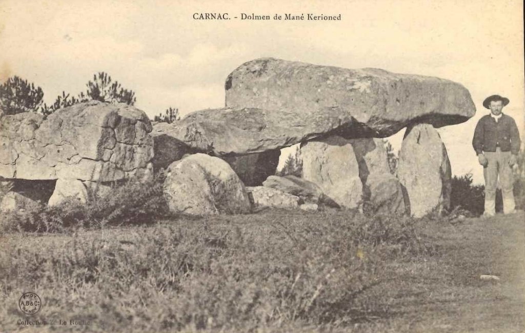 Carnac - Dolmen de Mané Kerioned.jpg