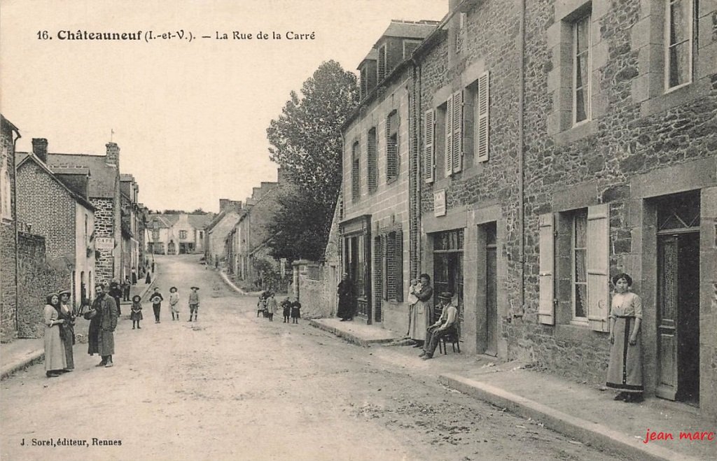 Châteauneuf - La Rue de la Carré.jpg