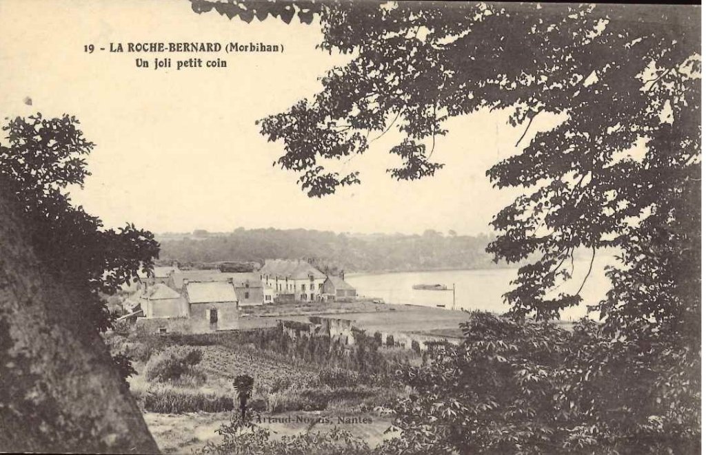 19 - La Roche Bernard - Un joli petit coin.jpg