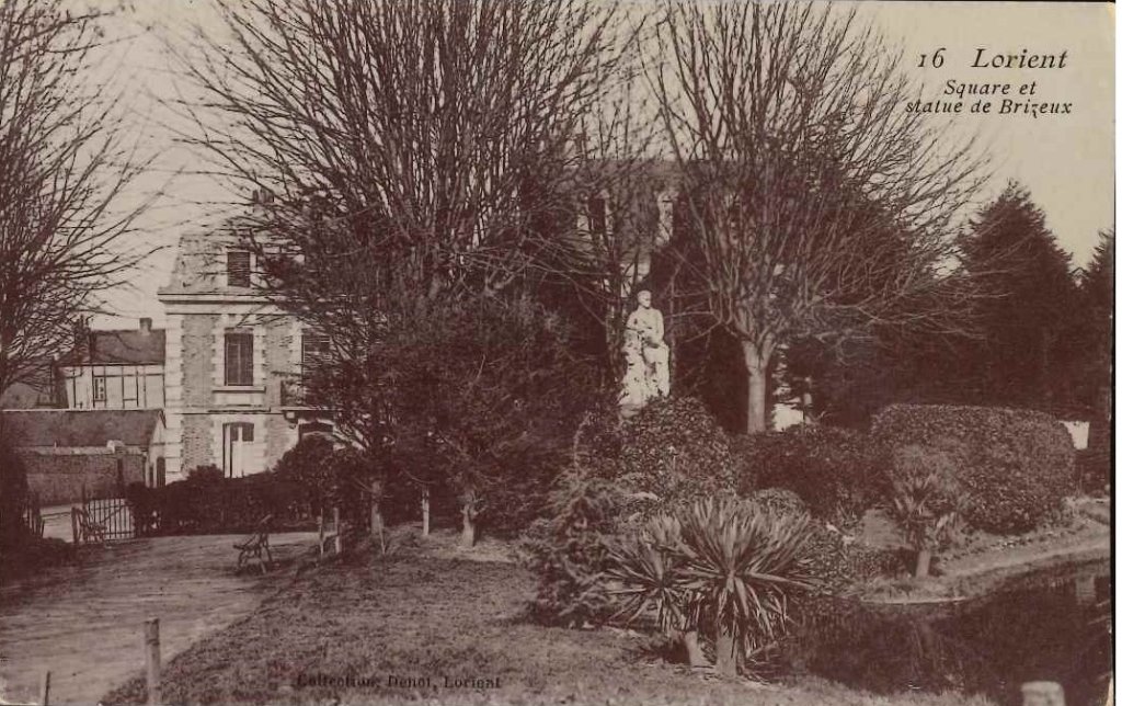 16 - Lorient - Square et statue de Brizeux.jpg