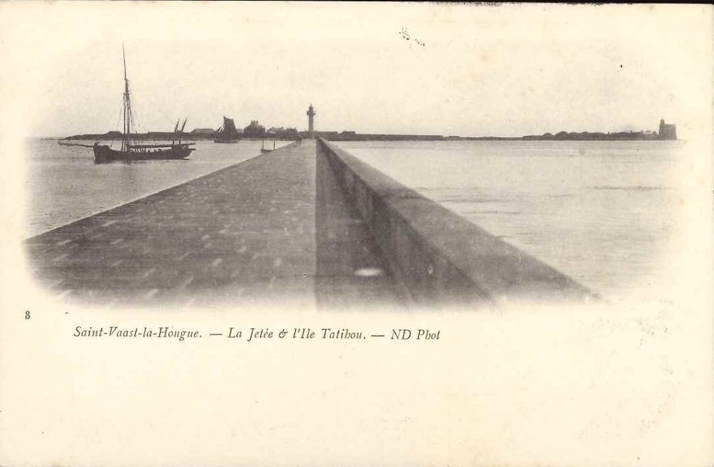 8 - Saint Vaas La Hougue - La jetée et l'Ile Tatihou.jpg