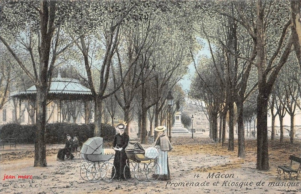 Mâcon - Promenade et Kiosque à Musique (Léopold Verger et Cie 14).jpg