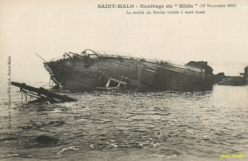 Saint-Malo - Naufrage du Hilda - La moitié du navire à marée basse.jpg
