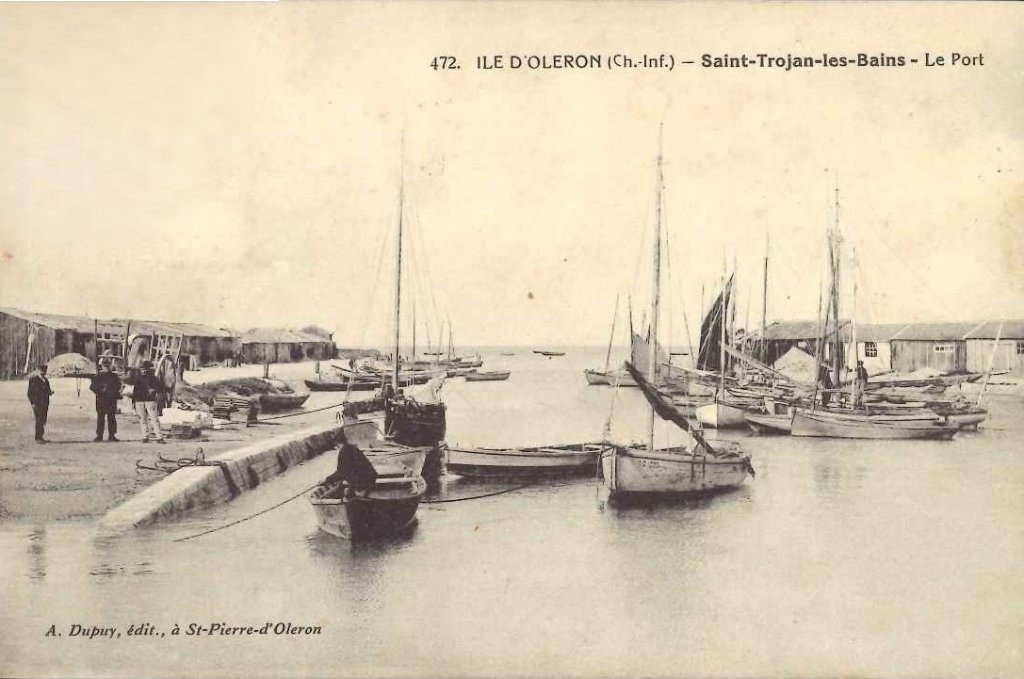 Barques Ile d'Oléron - Saint Trojan les Bains.jpg