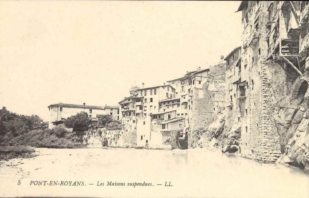 5 - Pont en Royans  - les maisons suspendues.jpg