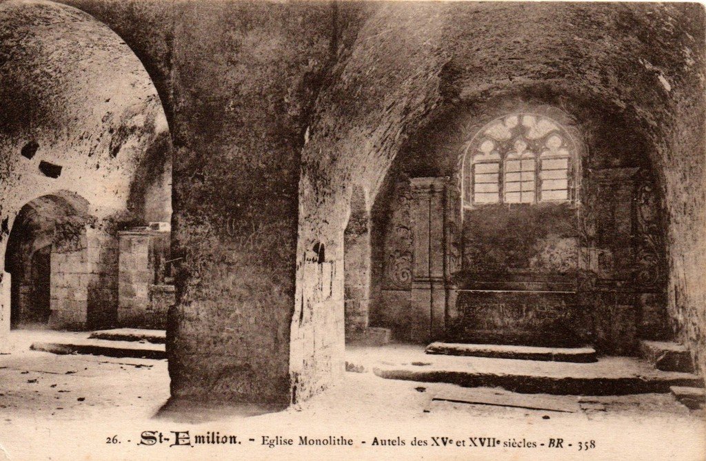Saint-Emilion 31 - B.R..jpg