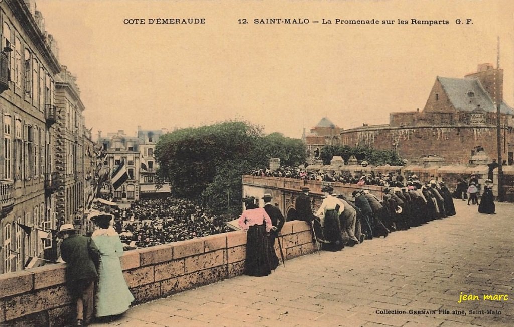 Saint-Malo - La Promenade sur les Remparts.jpg