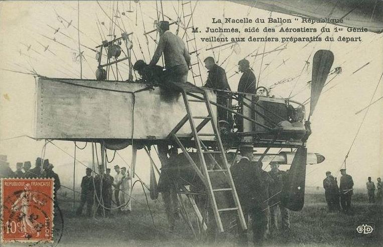 Nacelle du ballon République - aérostiers du 1er Génie - 1.jpg