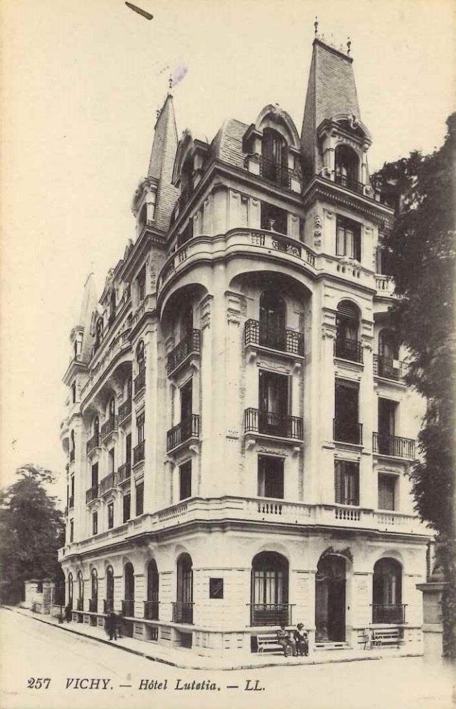 257 - Vichy - Hôtel Lutetia.jpg