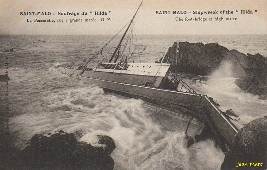 Saint-Malo - Naufrage du Hilda - La passerelle vue à grande marée.jpg