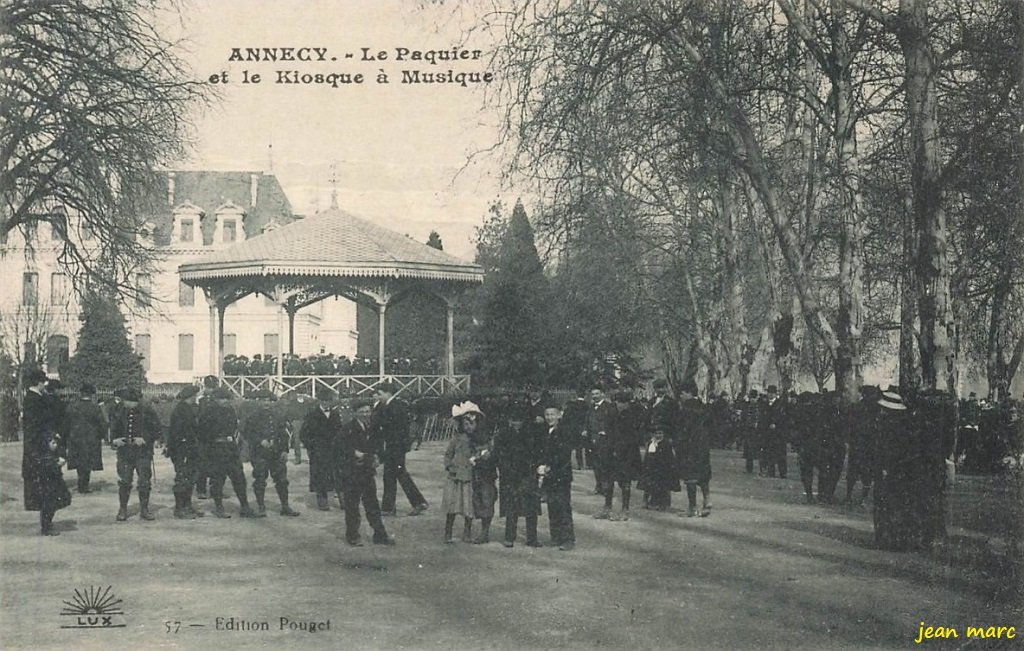 Annecy - Le Pâquier et le Kiosque à Musique.jpg