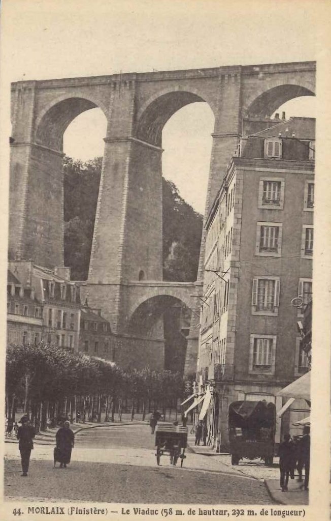 44 - Morlaix - Le viaduc 58m de Hauteur 292 m de longueur.jpg