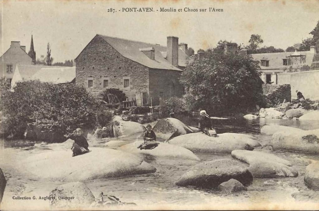 287 - Pont-Aven - Moulin et chaos sur l'Aven.jpg