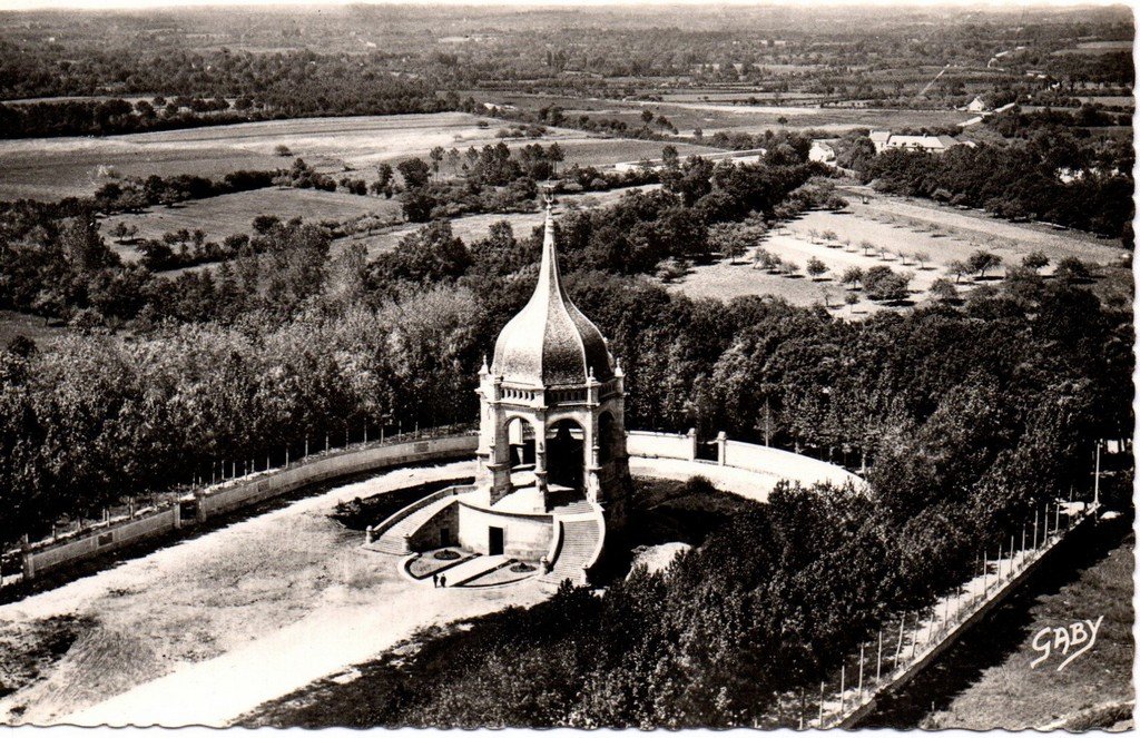 Sainte-Anne d'Auray 14 Artaud.jpg