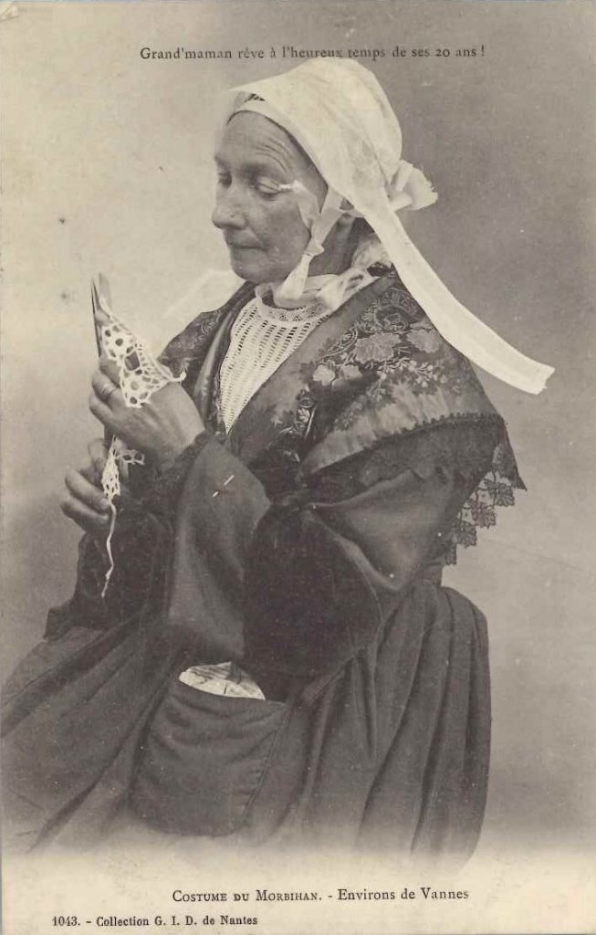 1043 - Costume du Morbihan - Environs de Vannes.jpg