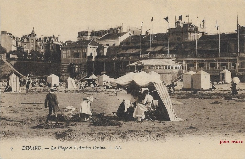 Dinard - La Plage et l'Ancien Casino (9 LL).jpg