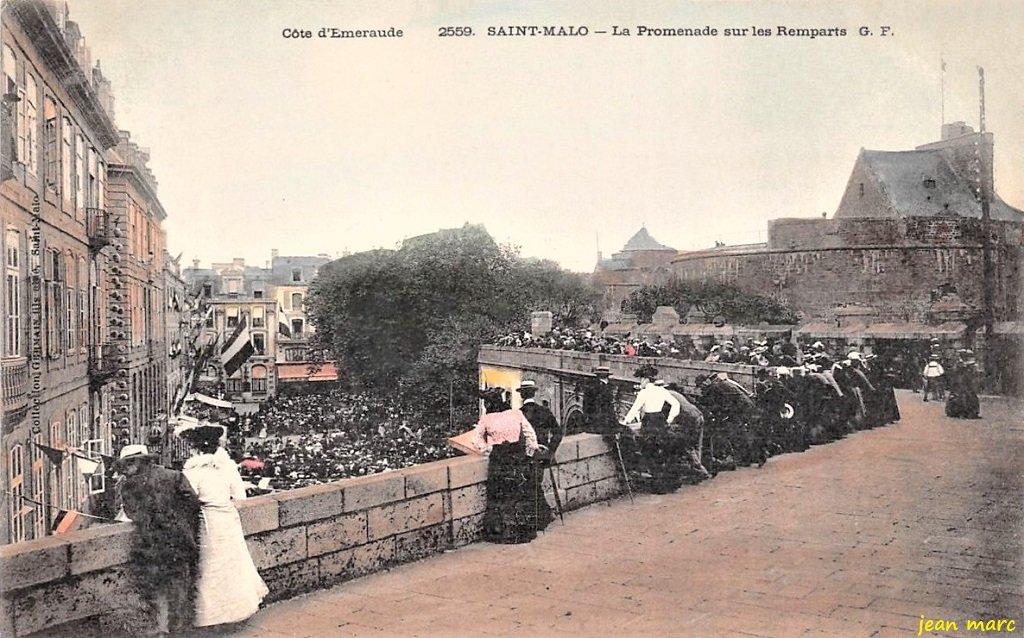 Saint-Malo - La Promenade sur les Remparts.jpg