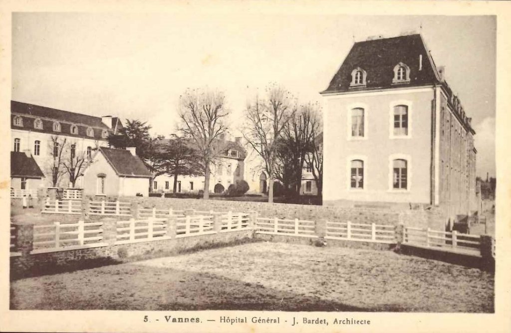 5 - Vannes - Hopital général.jpg