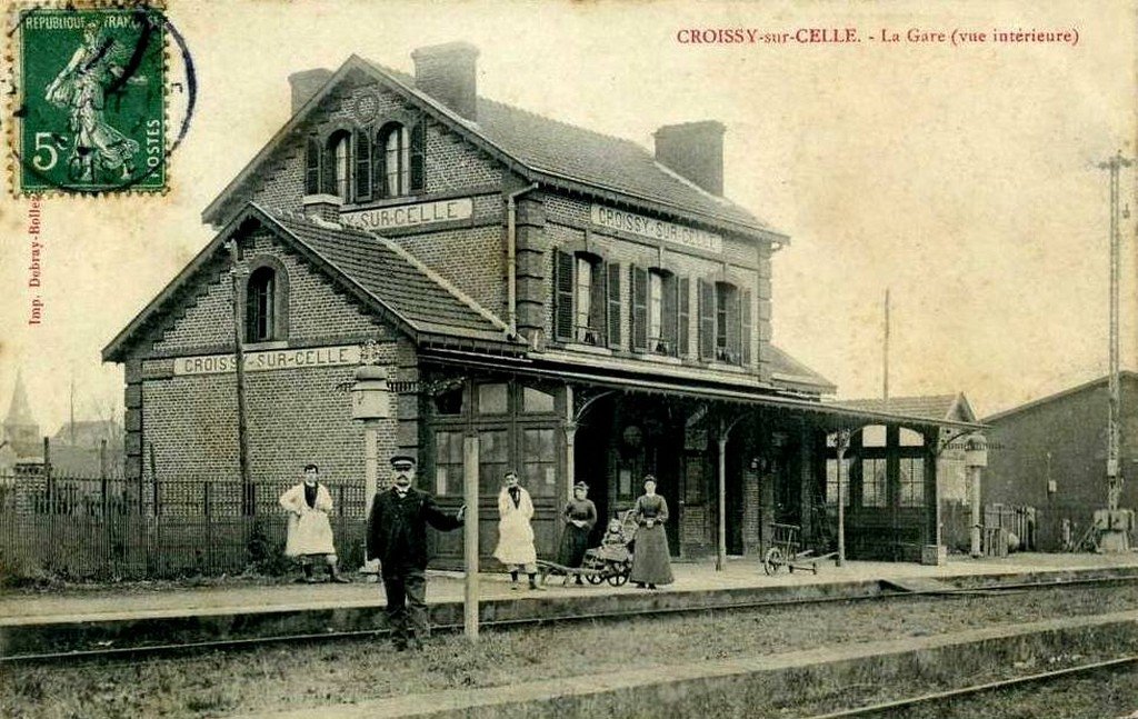 Croissy-sur-Celle 1 P Dobray.jpg