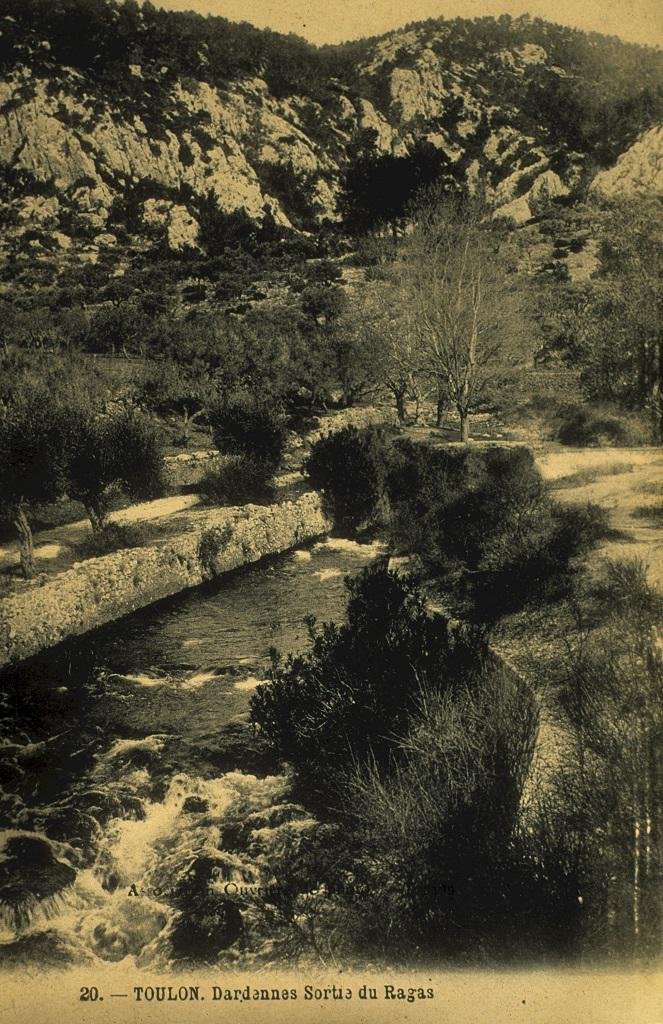 Le Revest Association-Ouvrière-de-la-photo.jpg