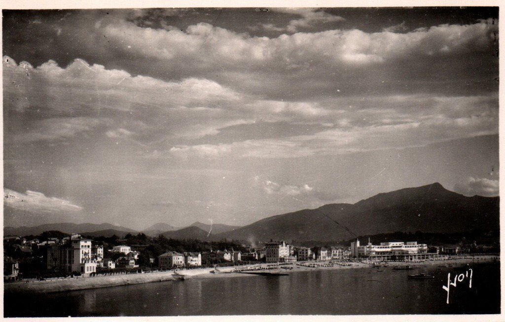 Saint-Jean de Luz 1343 Yvon.jpg
