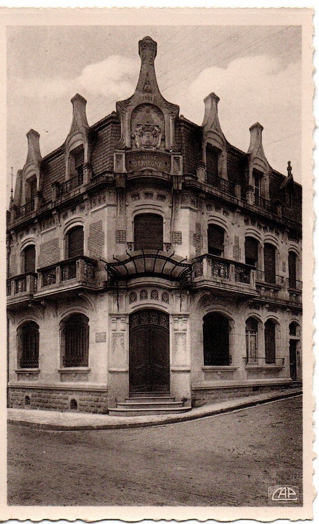 Vaucouleurs 28 CAP.jpg