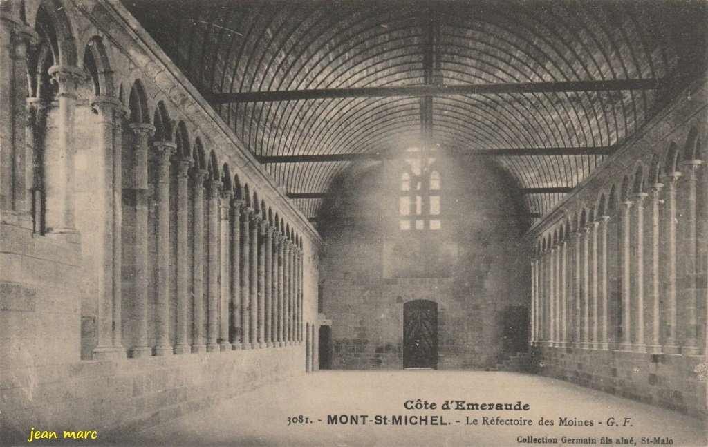 Mont-Saint-Michel – Le Réfectoire des Moines.jpg
