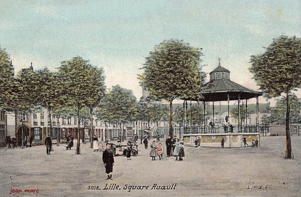 Lille - Square Ruault.jpg