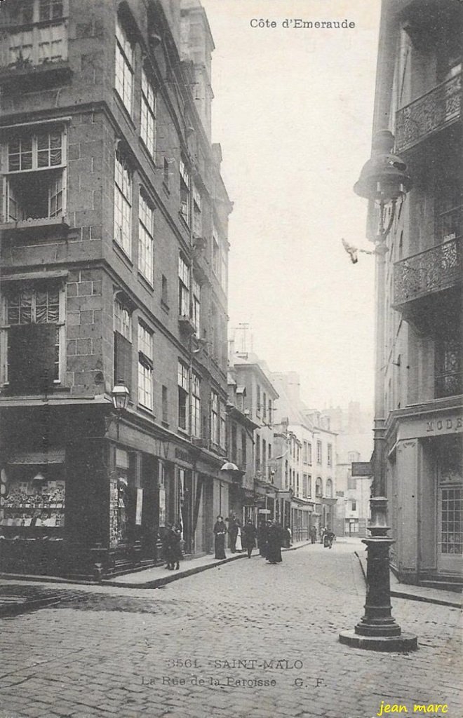 Saint-Malo - Rue de la Paroisse.jpg