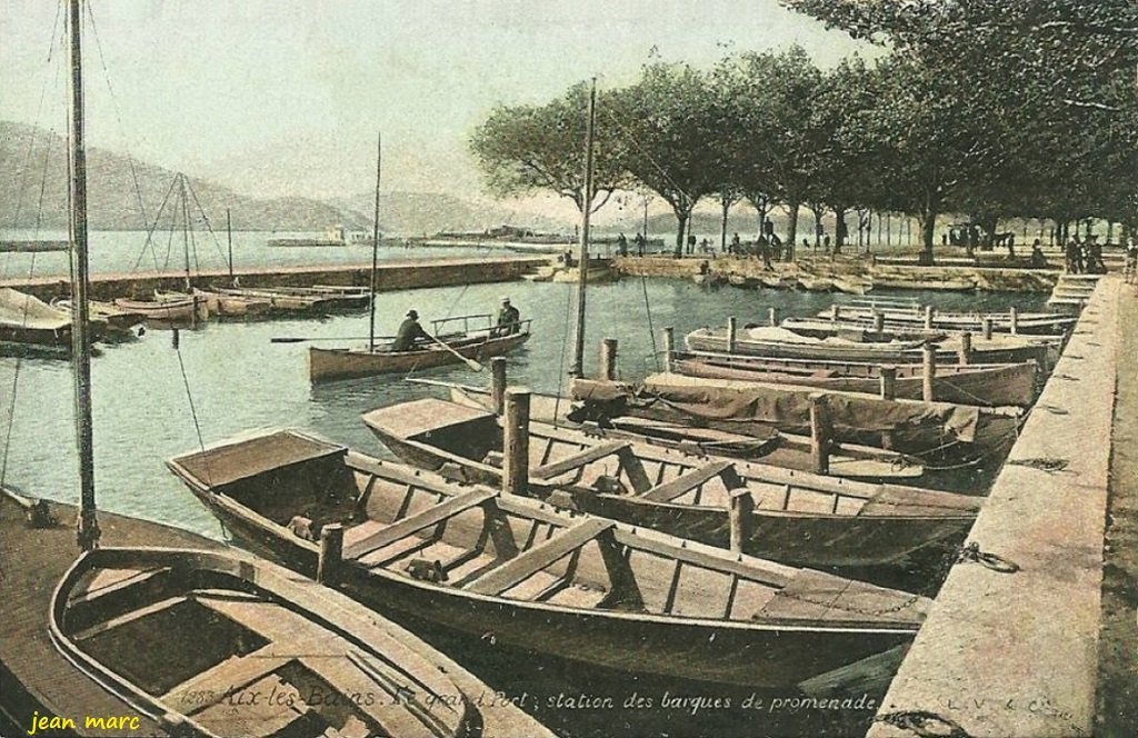 Barques.jpg