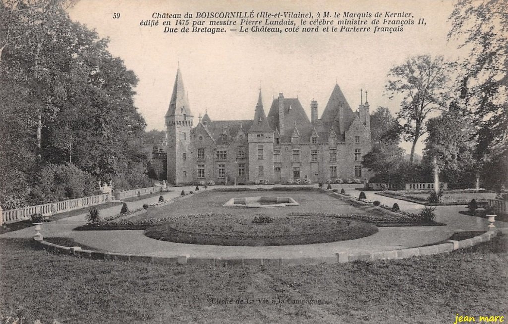 Val d'Izé - Le Château de Bois-Cornillé, côté nord - Le Parterre Français.jpg