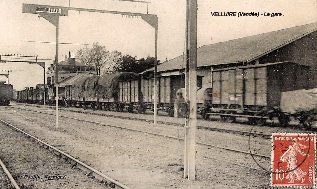Velluire 1 P.jpg