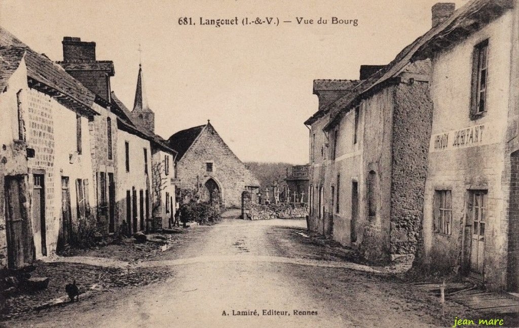 Langouët - Vue du Bourg.jpg