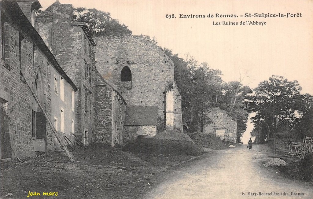 Saint-Sulpice-la-Forêt - Les ruines de l'abbaye.jpg