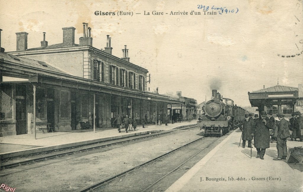 27-Gisors - La Gare Arrivée d'un Train - J Bourgeix Lib-Edit.jpg